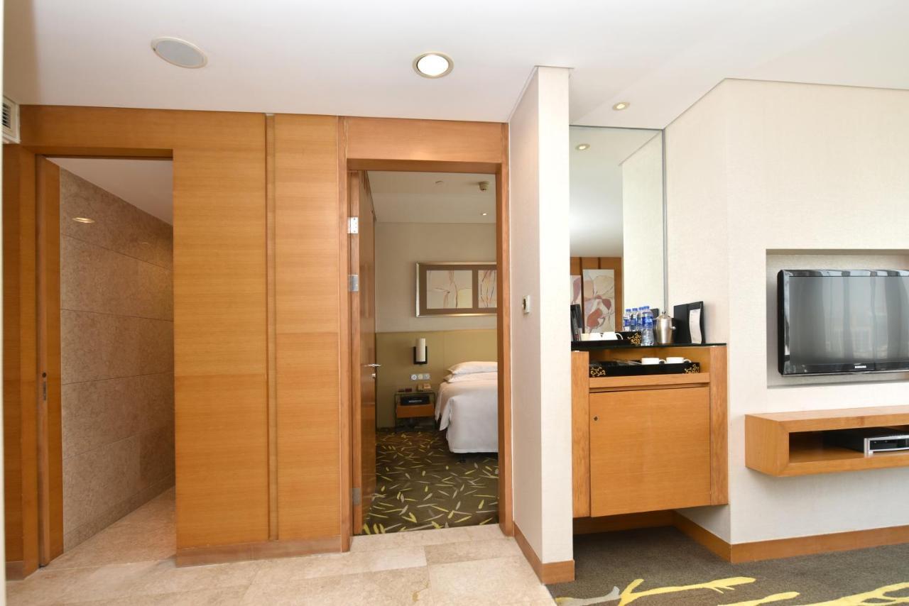 Crowne Plaza Zhongshan Wing On City By Ihg Eksteriør billede
