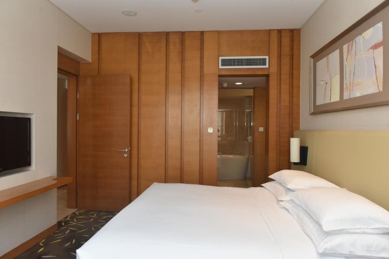Crowne Plaza Zhongshan Wing On City By Ihg Eksteriør billede