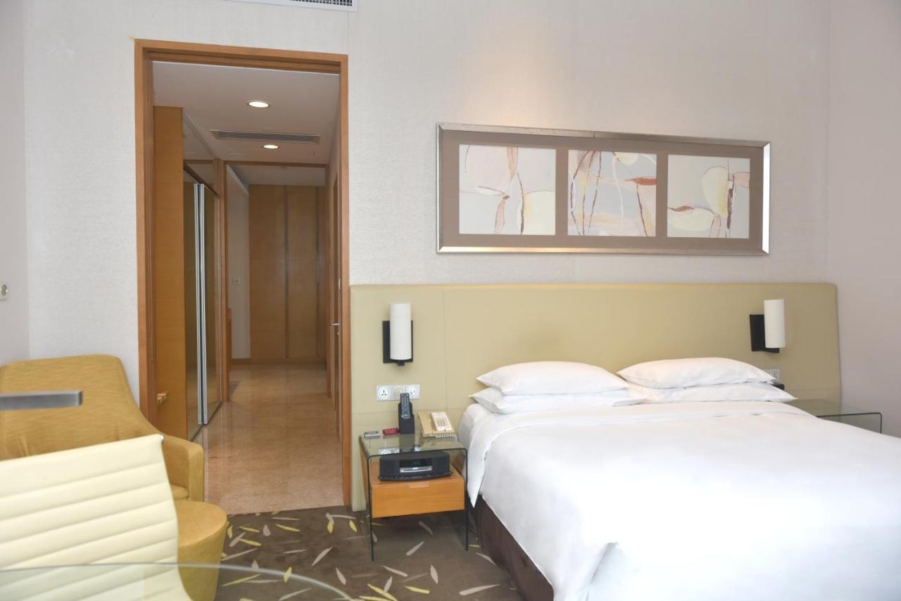 Crowne Plaza Zhongshan Wing On City By Ihg Eksteriør billede