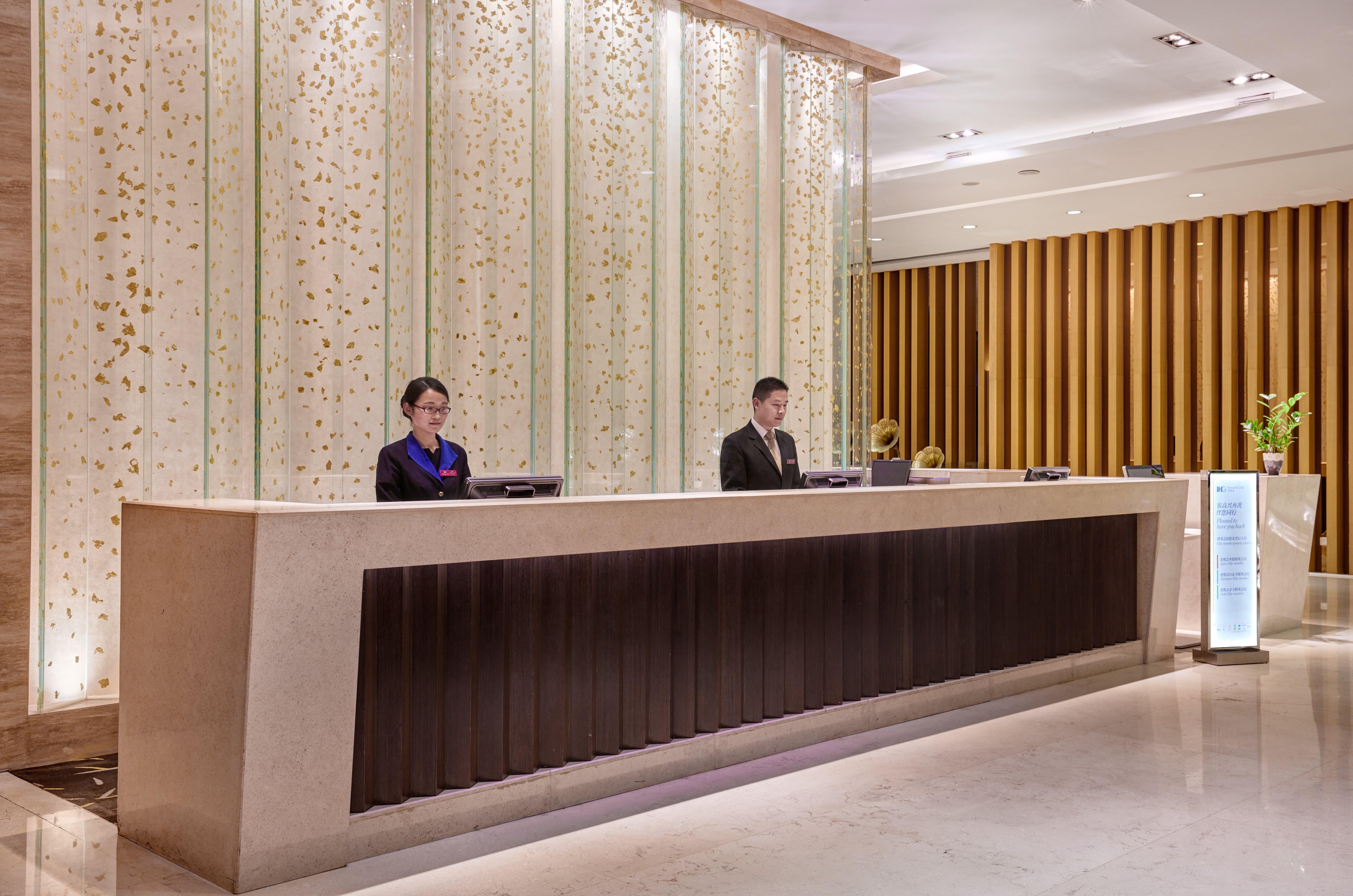Crowne Plaza Zhongshan Wing On City By Ihg Eksteriør billede