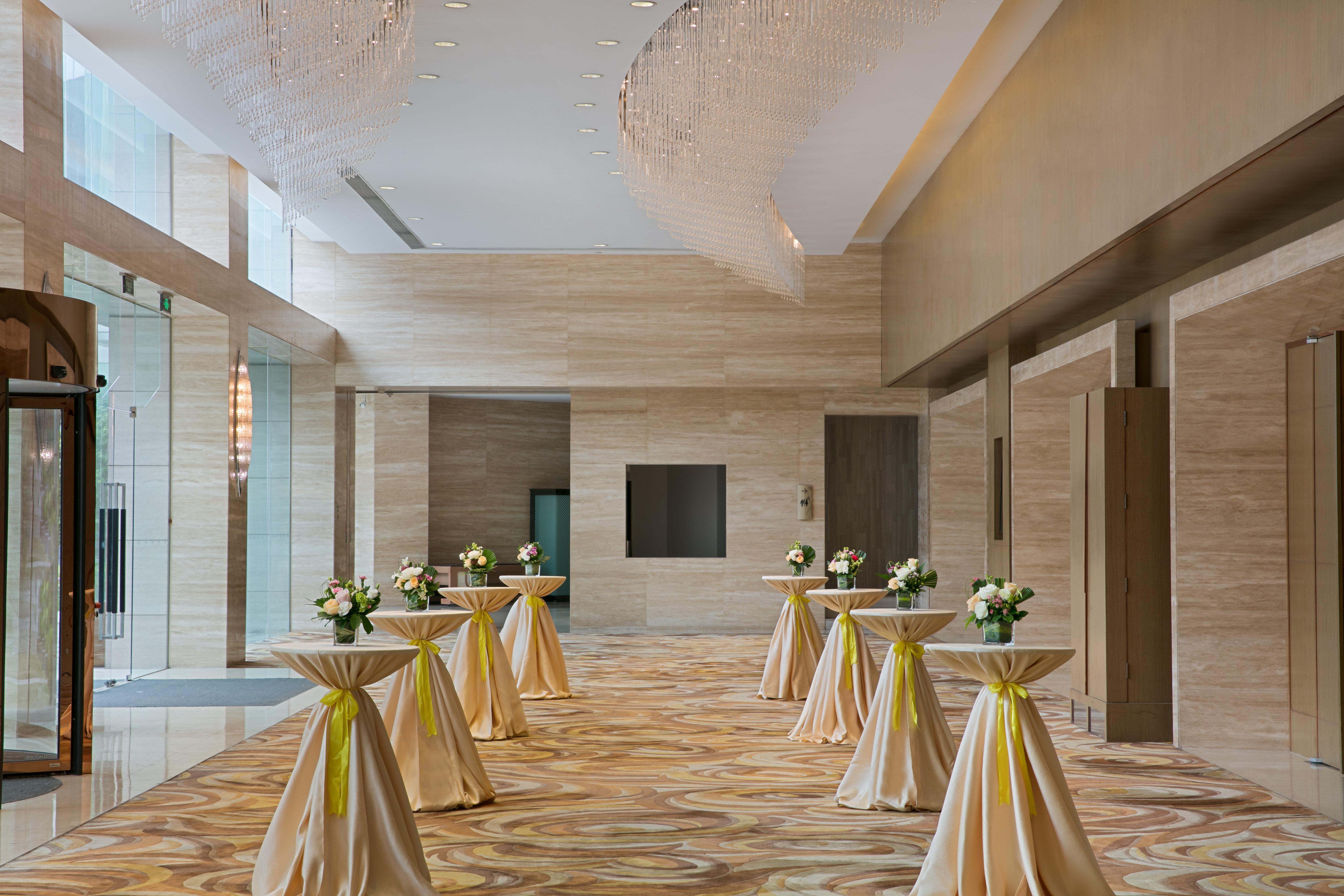 Crowne Plaza Zhongshan Wing On City By Ihg Eksteriør billede